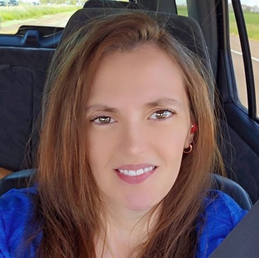 Meet your Posher, Julie